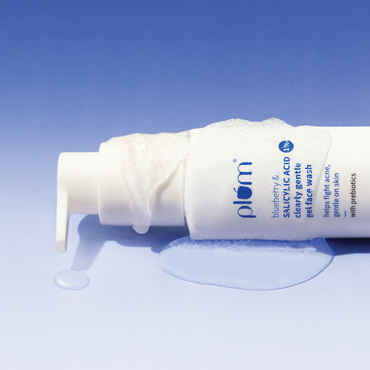 Plum Plum 1% Salicylic Acid Clearly Gentle Gel Face Wash with Blueberry | Helps Fight Active Acne | Gentle & Non-Drying | For Oily, Acne-Prone Skin | Beginner-Friendly | All Genders | 100% Vegan | 100 Ml, 100ml Buy at Indicrest