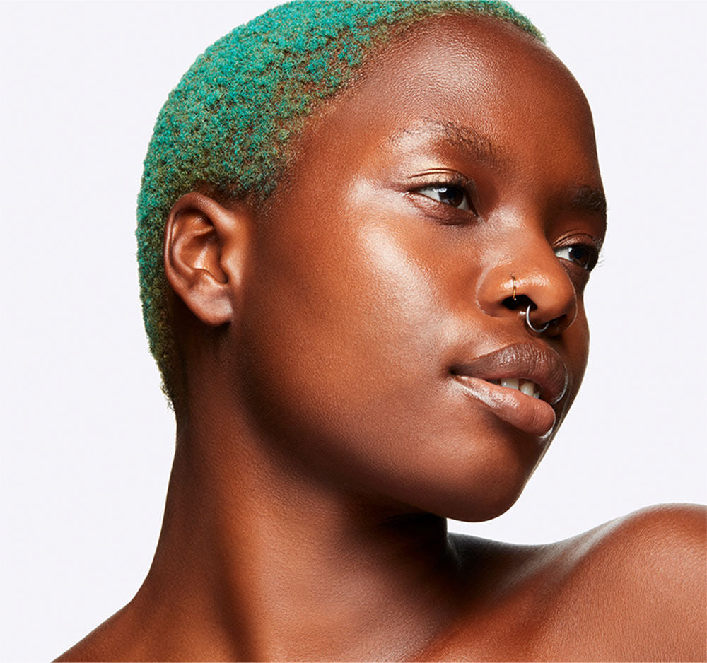 M.A.C Studio Radiance Moisturizing + Illumiting Silky Primer Buy at Indicrest Image 3