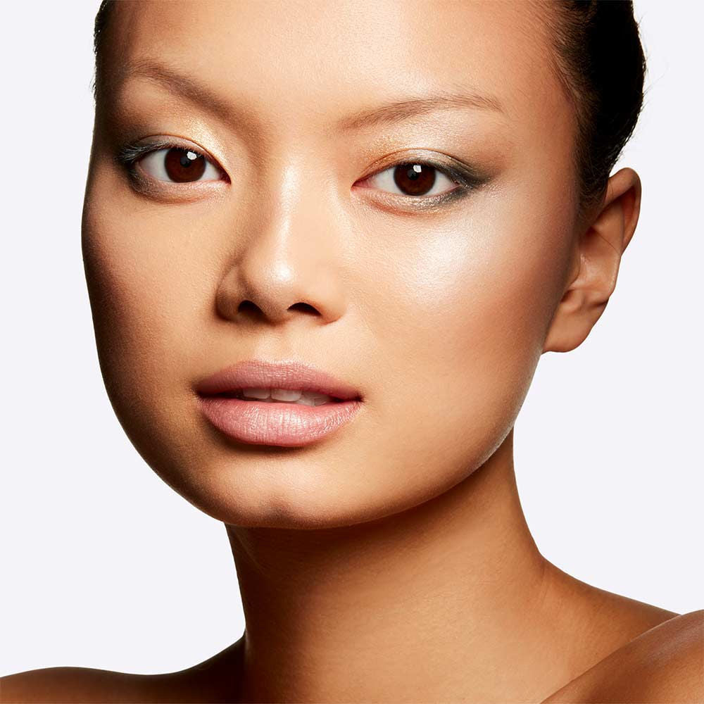 M.A.C Extra Dimension Skinfinish - Double Gleam, 9g Buy at Indicrest Image 4